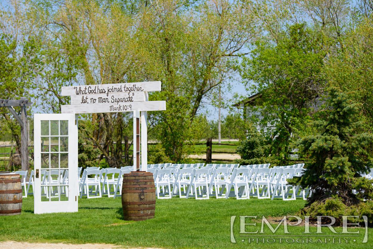 ceremony location rustic wedding barn