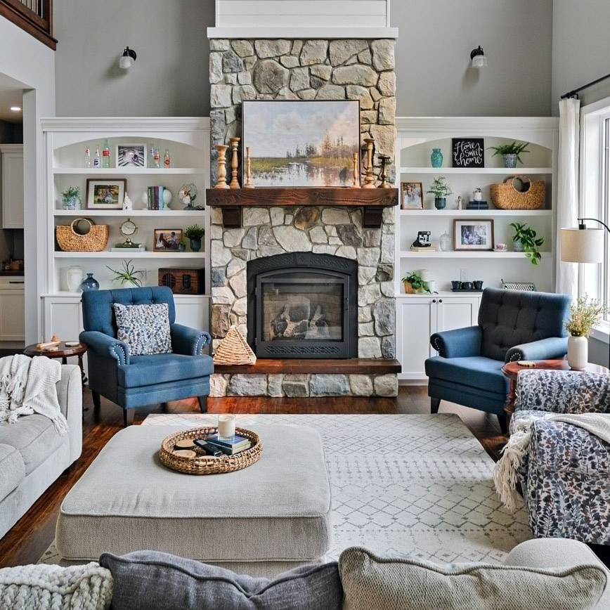 livingroom with fireplace