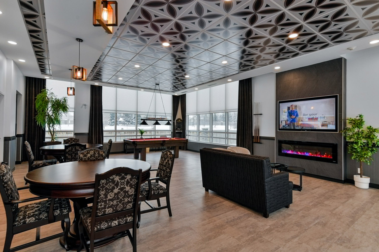 Entertainment and social room